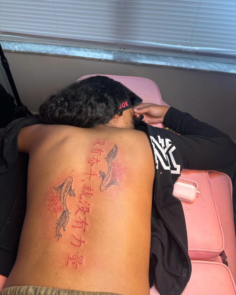 25 Stunning Spine Tattoos For Women That Tell A Story