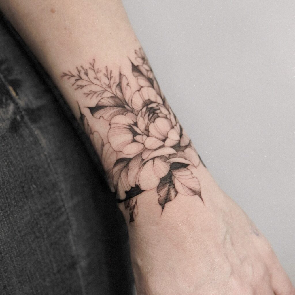 Geometric Star Bracelet Tattoo