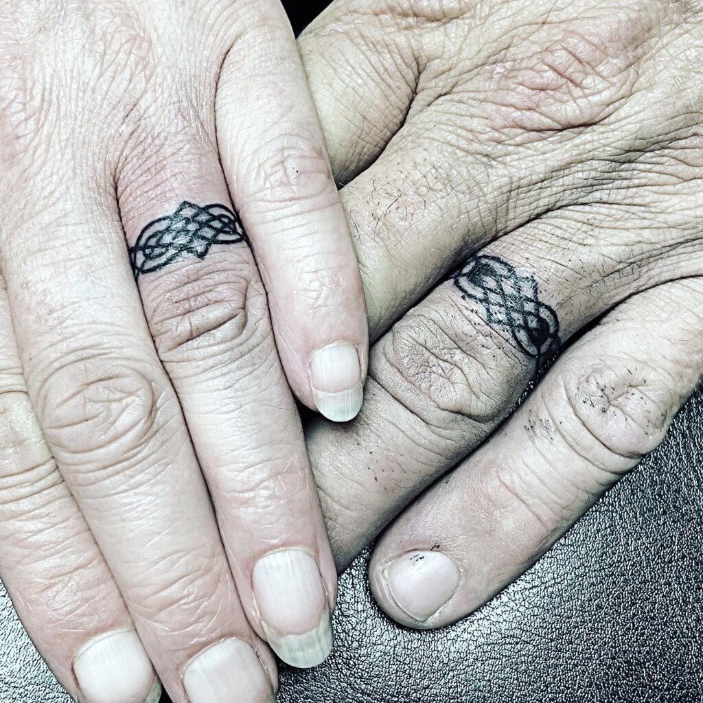 Celtic Knot Band