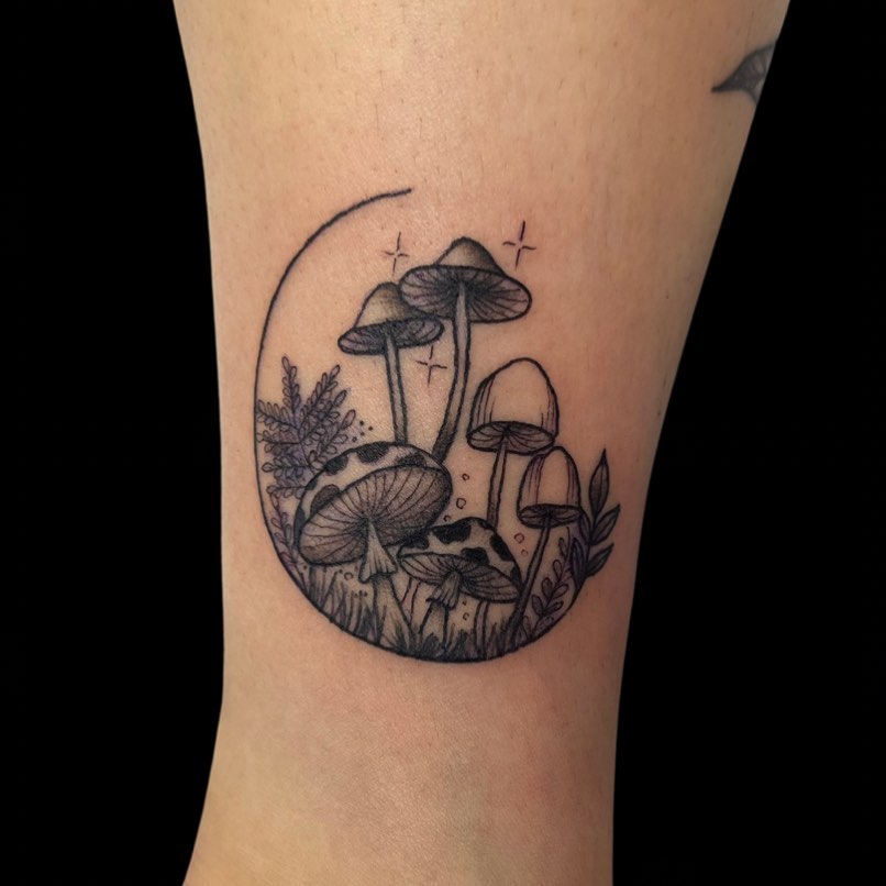 Minimalist 1-Up Mushroom Tattoo mushroom tattoo ideas tattoo