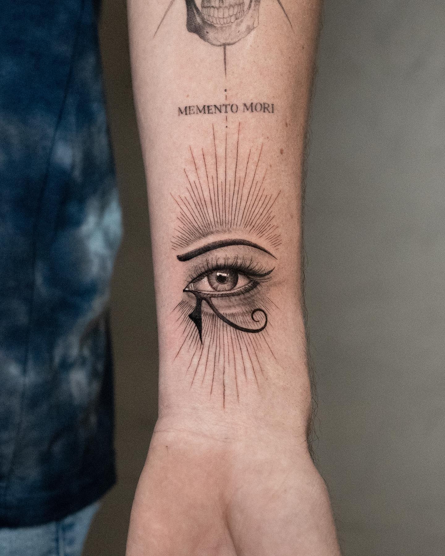 Radiant Eye Of Horus Tattoo