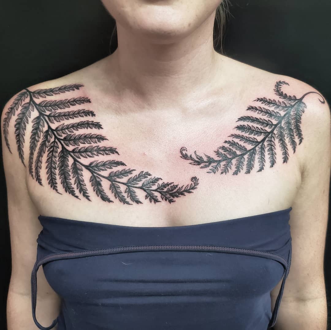 Fern Collarbone Garland Tattoo