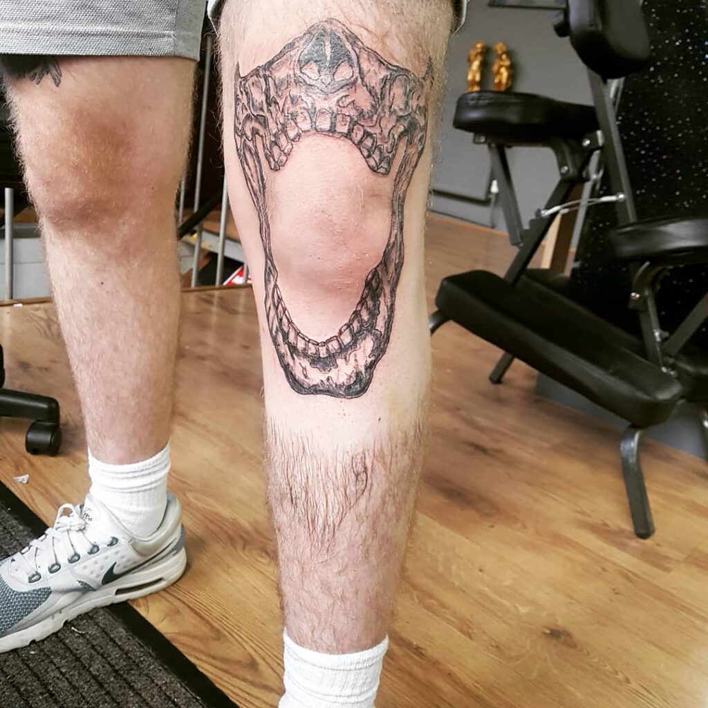 Shaded Spider Web Knee Frame Tattoo