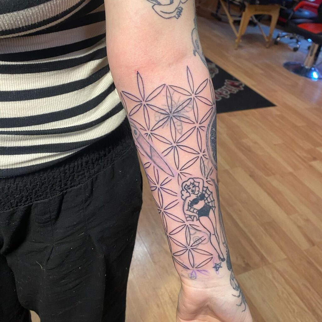 Kintsugi-Inspired Linework Sleeve Filler Tattoo Design