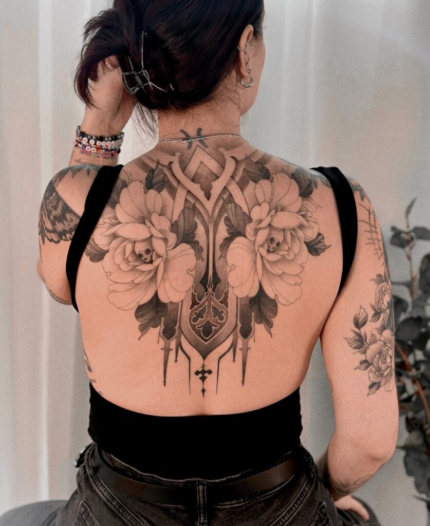 Gothic Heart And Winged Back Tattoo