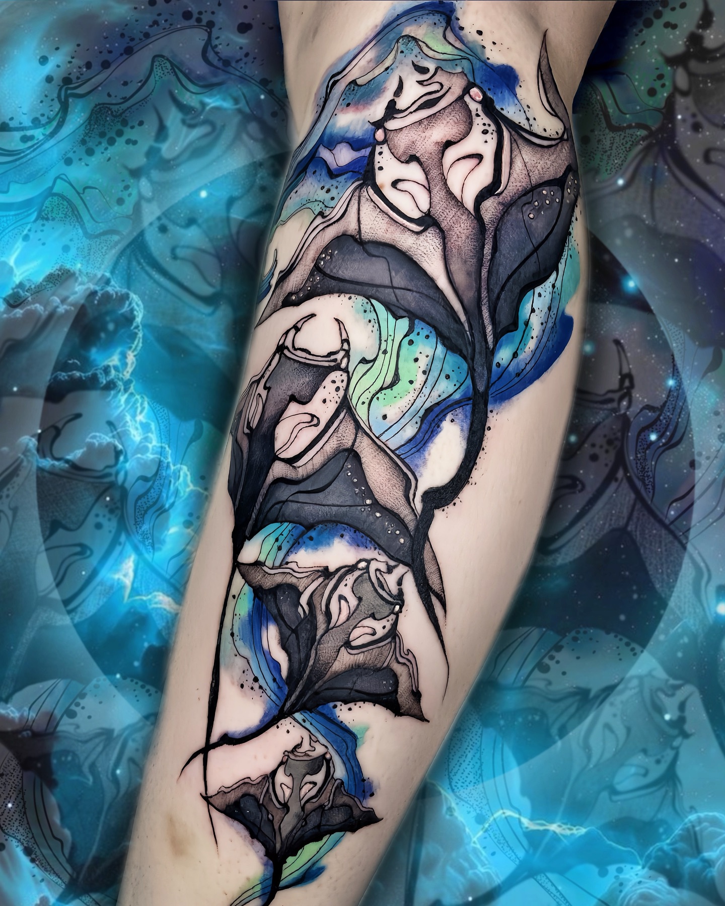 Graceful Manta Ray with Flowing Tail ocean tattoo