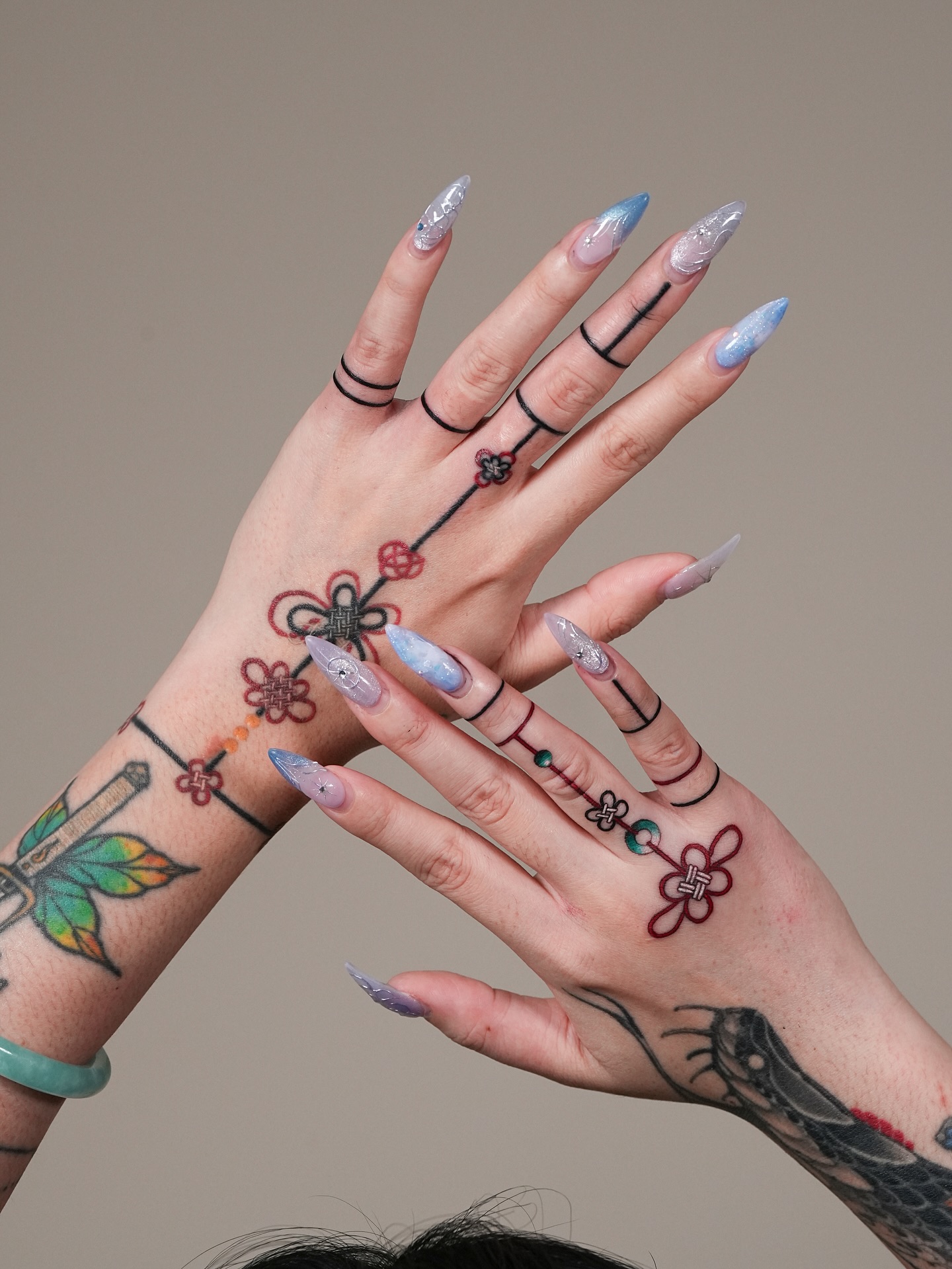 Tattooist Sion Tattoo