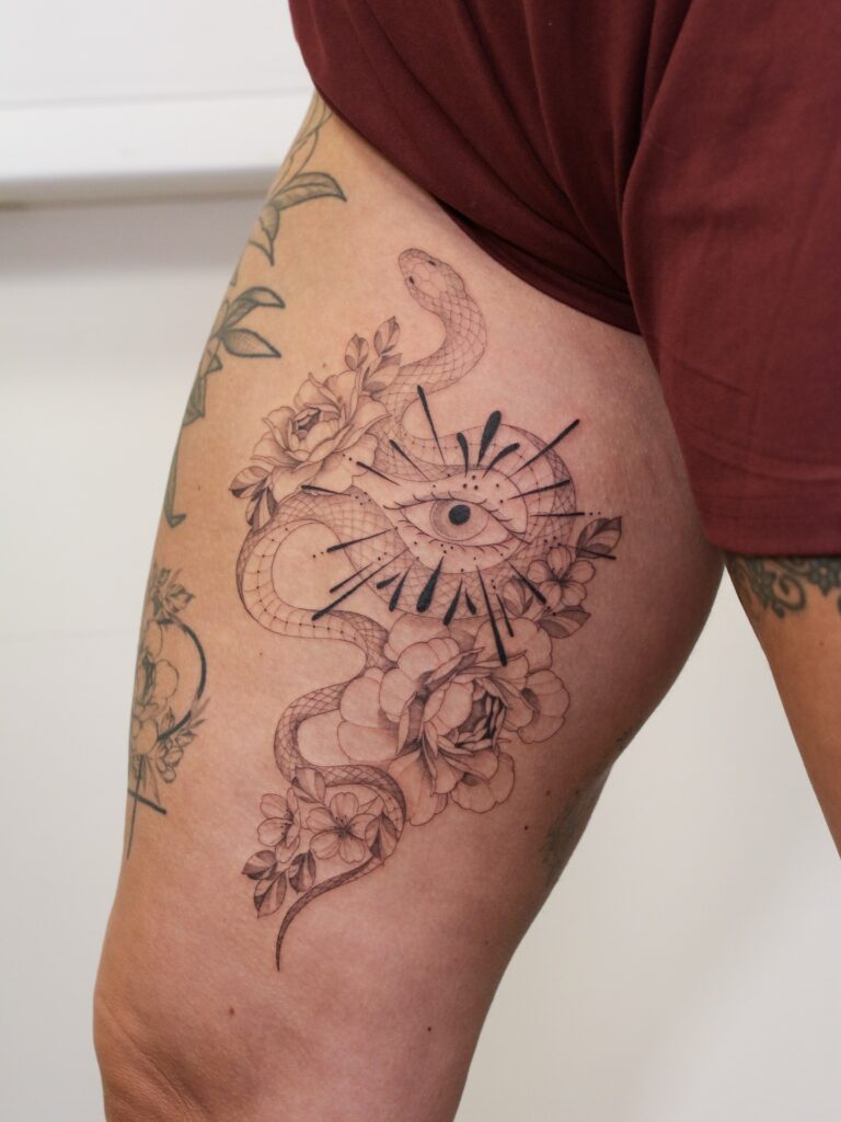 Hip Bone and Pelvic Crest tattoo placement