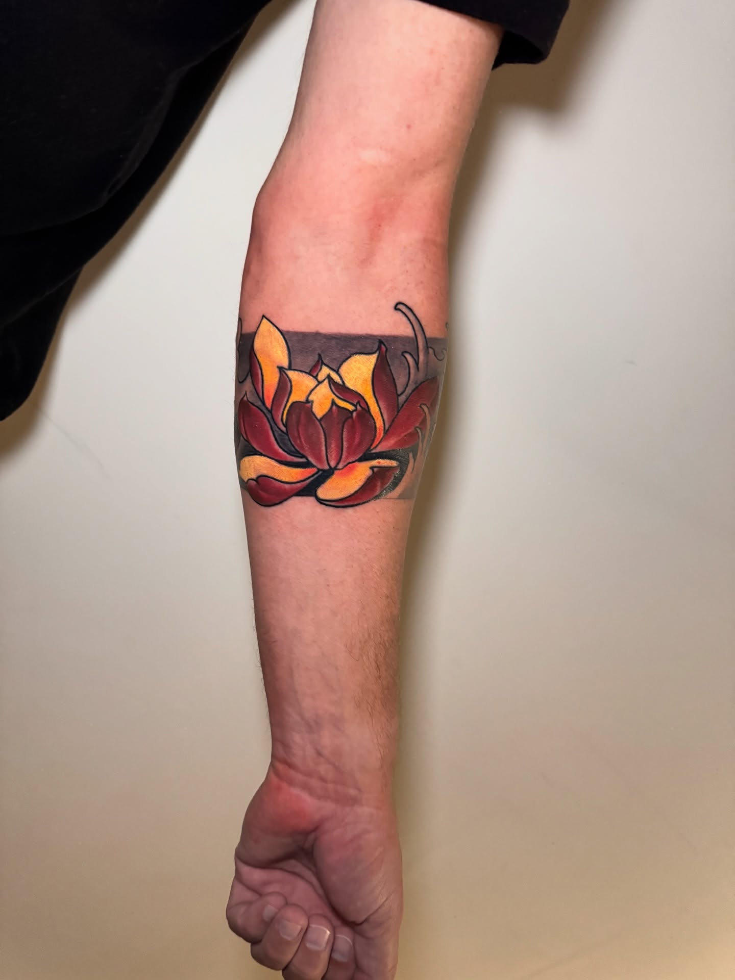 Japanese Lotus Armband Tattoo japanese flower tattoos tattoo