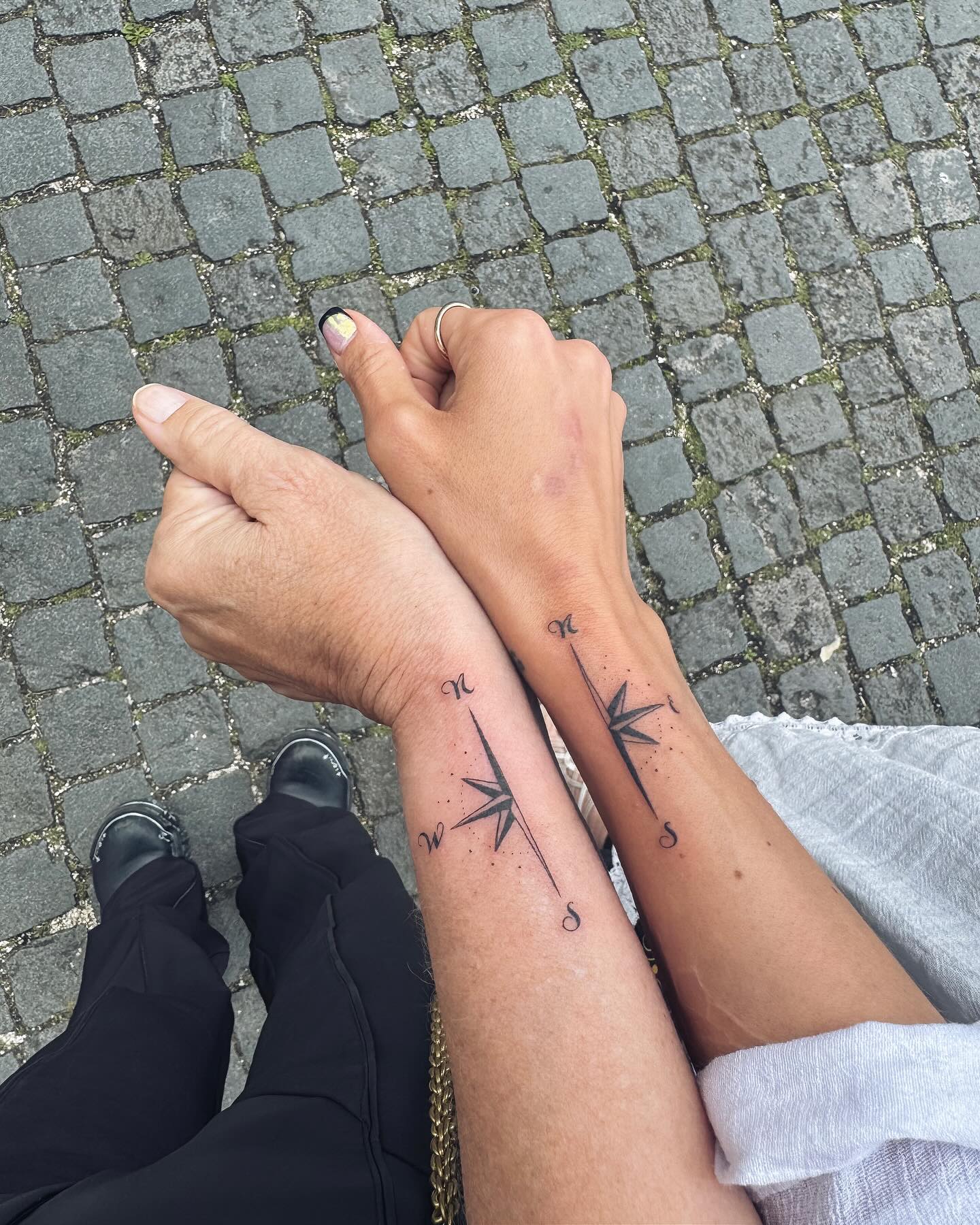Matching Compass Tattoos for Mom and Daughter unique mom and daughter tattoos tattoo