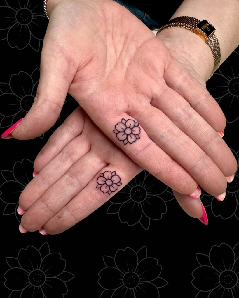 PROLIFIC Bold Finger Tattoo