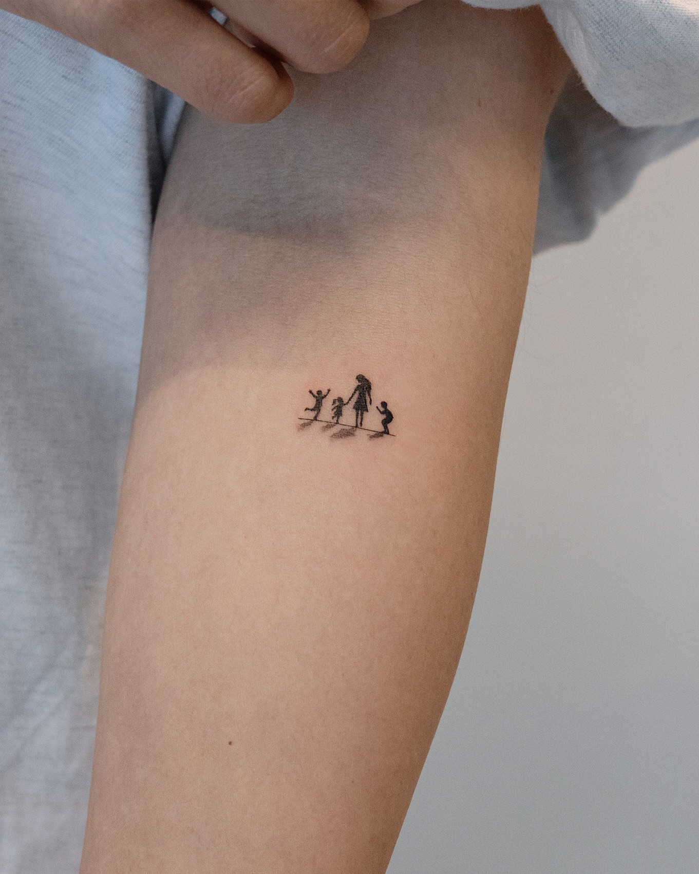 Minimal Family Silhouette Tattoo family tattoos tattoo