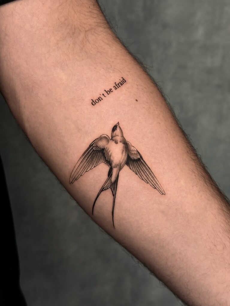 Minimalist Sea Wave in Diamond Frame fine line tattoo