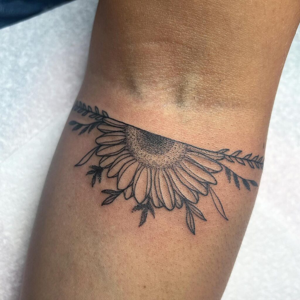 Minimalist Sunflower Armband Tattoo sunflower tattoos tattoo