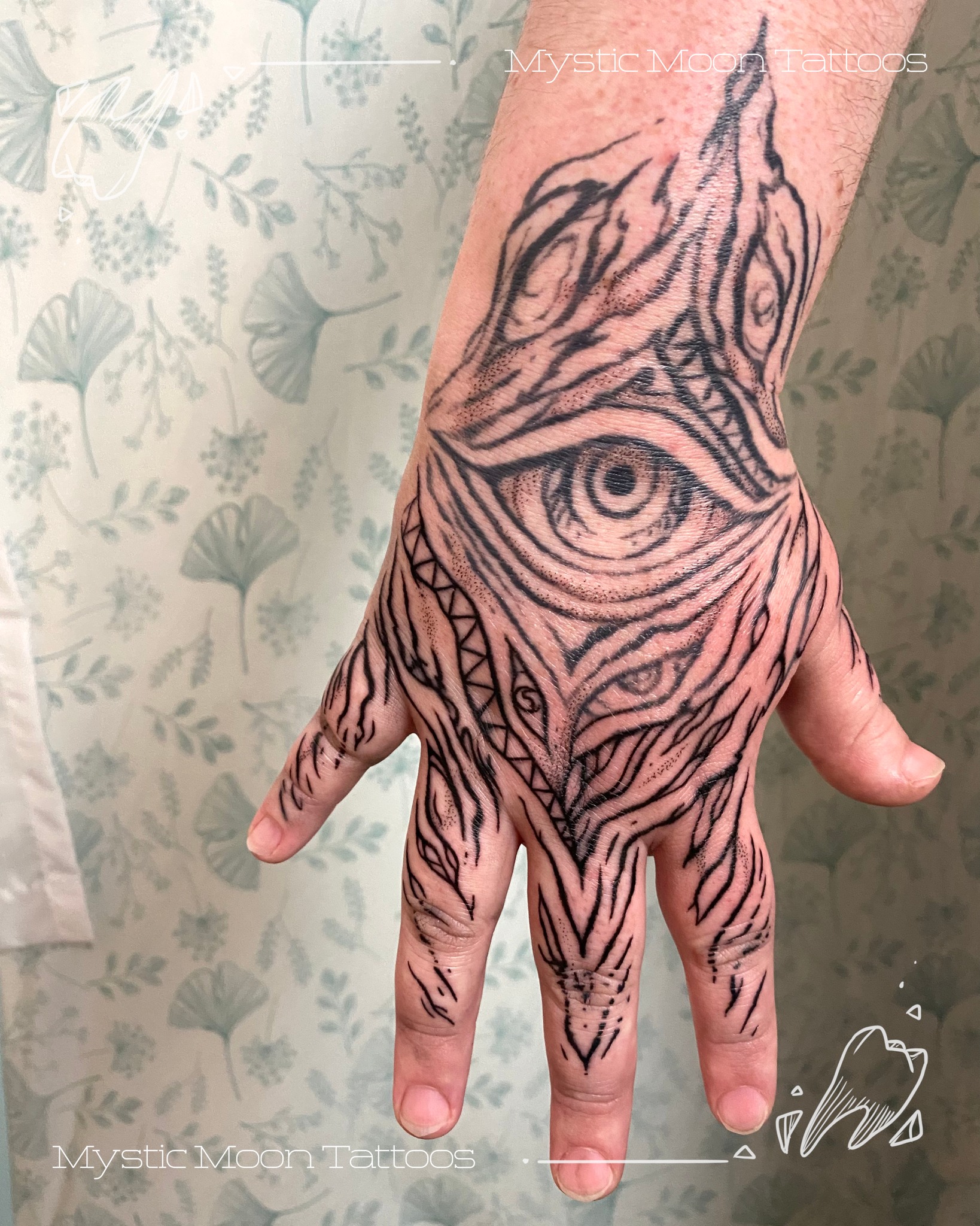 Break.ink.surface Tattoo Design