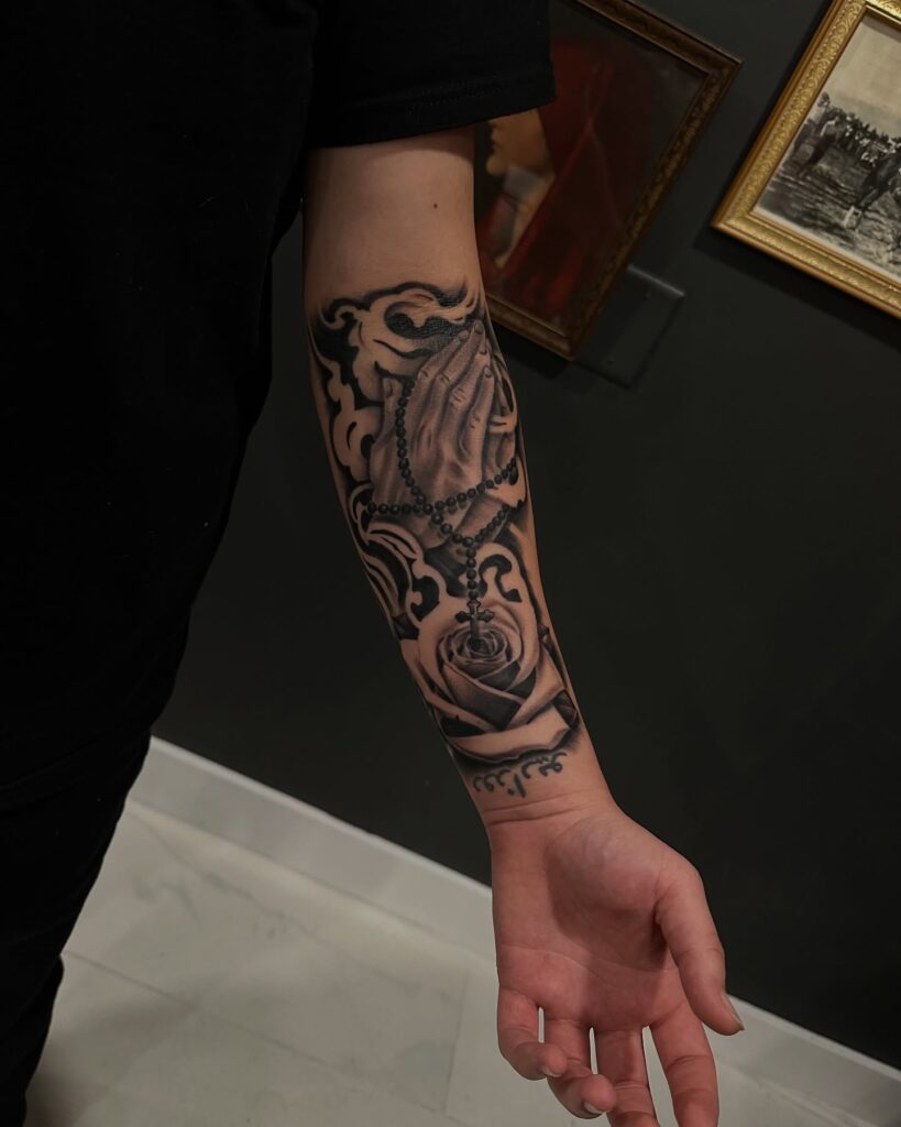 Praying Hands with Rosary and Rose Tattoo praying hands tattoos tattoo