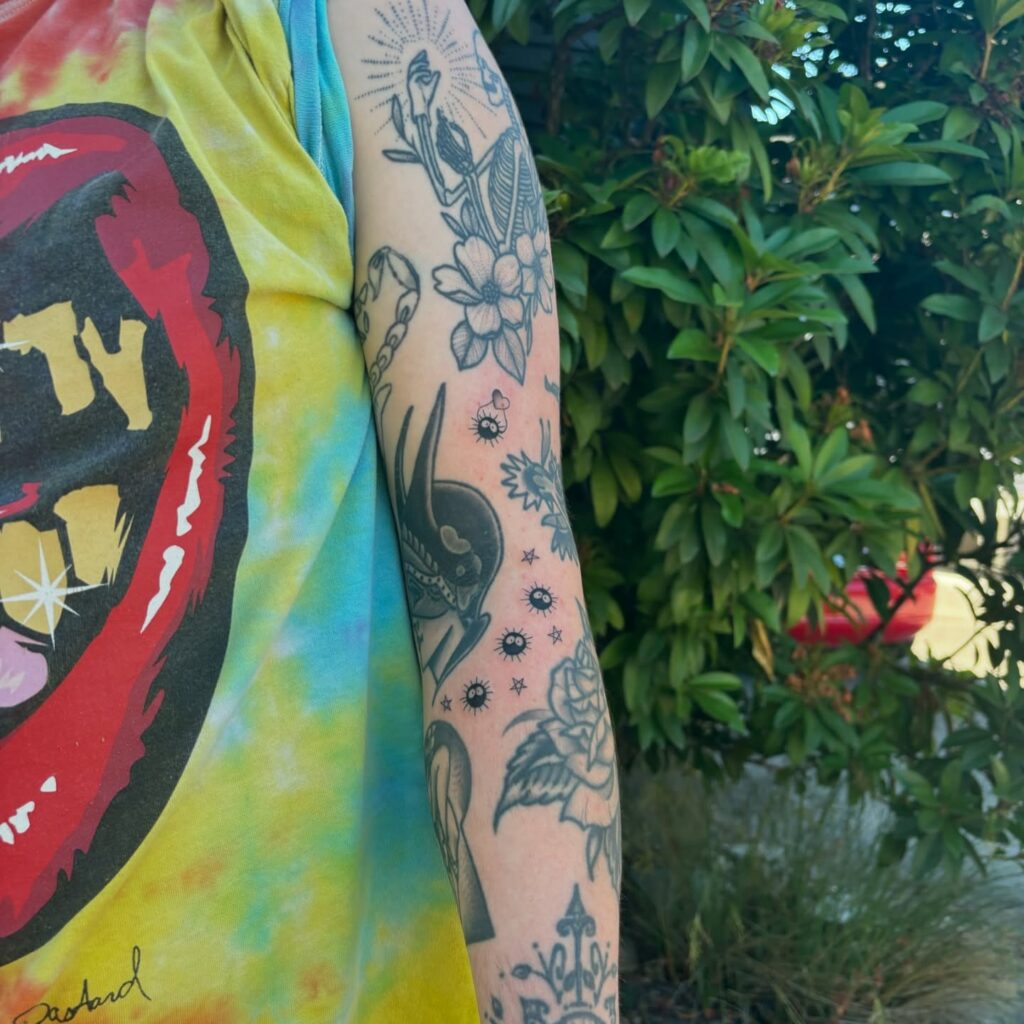 Red Ink Barbed Flow Sleeve Filler Tattoo Design