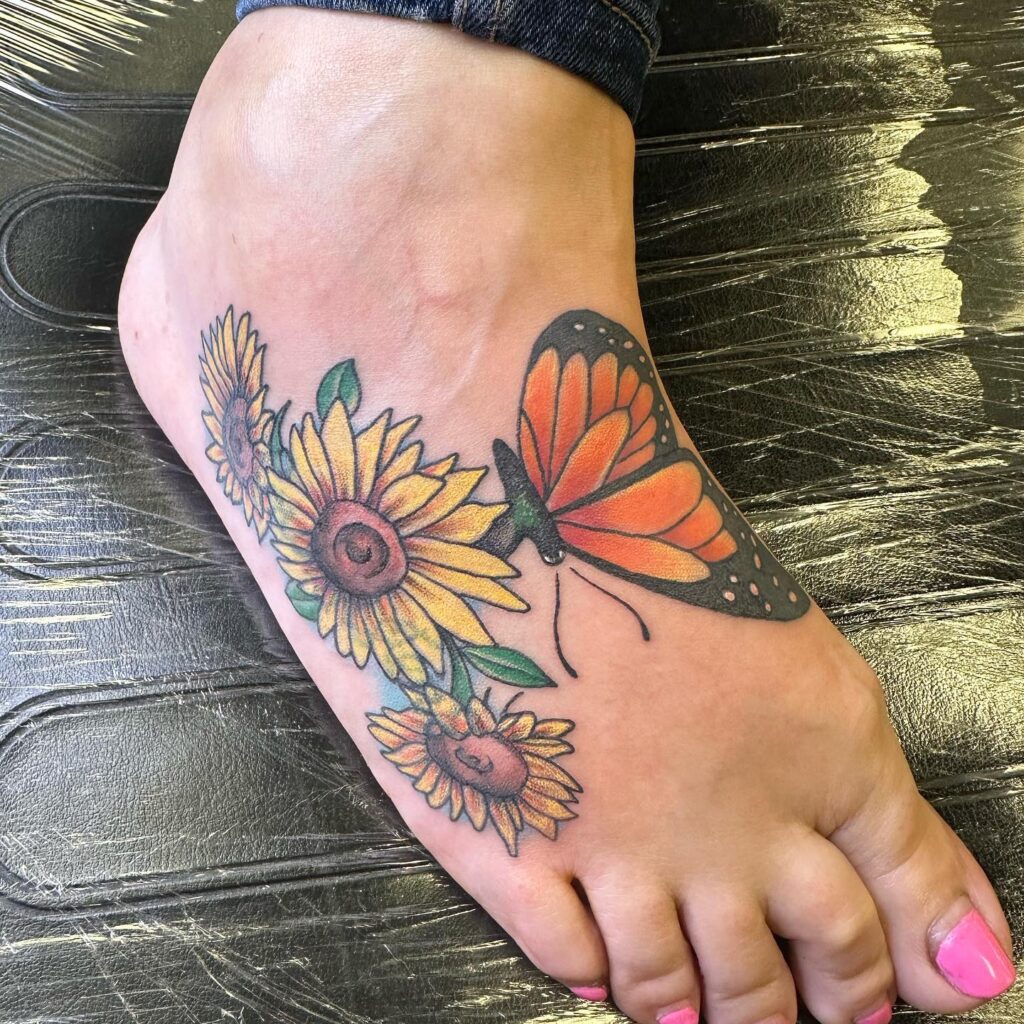 Minimalist Starburst Toe Tattoos