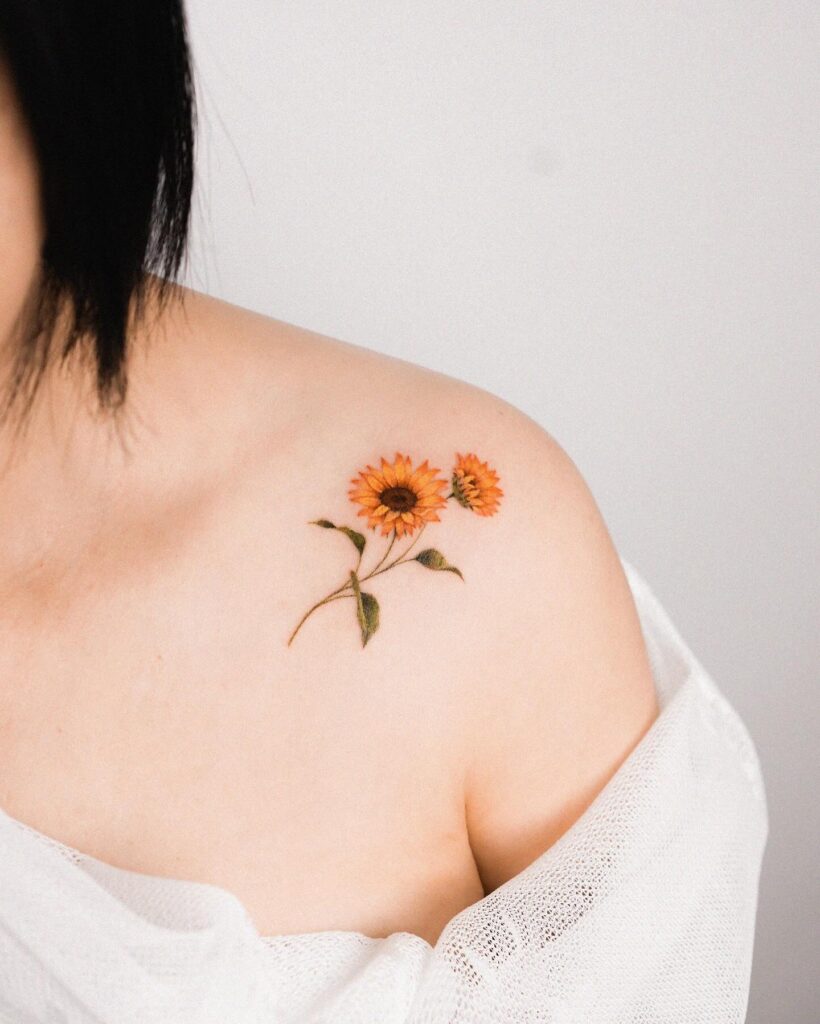 Whimsical Leaf Collarbone Tattoo