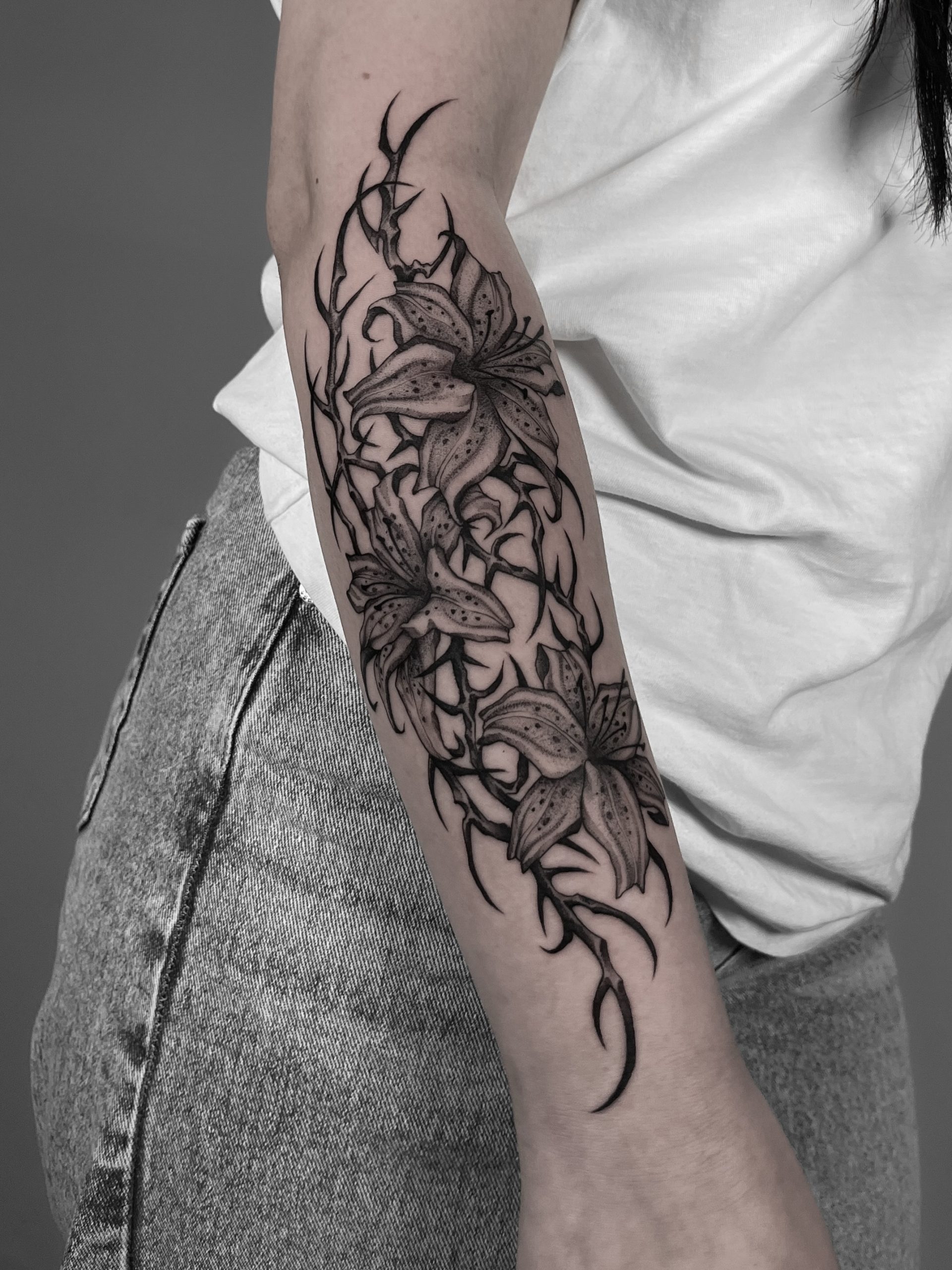 Thorned Dark Star Tattoo