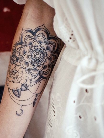 DELICATE FLORAL Arm Tattoo DESIGN Tattoo on skin