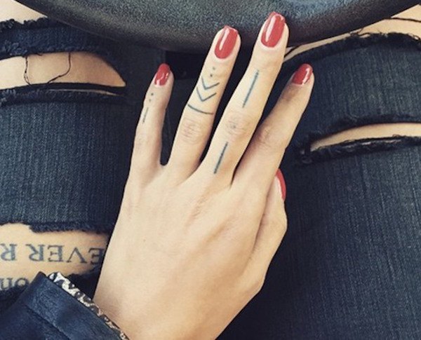 Elegant Lines Finger Tattoo Ideas Tattoo on skin