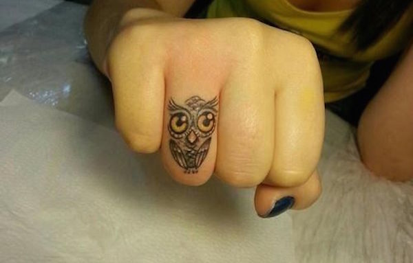 Owl Finger Tattoo Tattoo on skin
