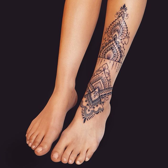 Leggy Girls Love Permanent Henna Tattoo Designs Tattoo on skin