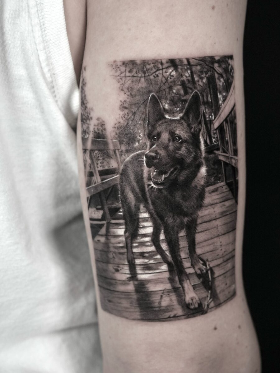 Stunning hyper-realistic canine tattoo mastery Tattoo on skin