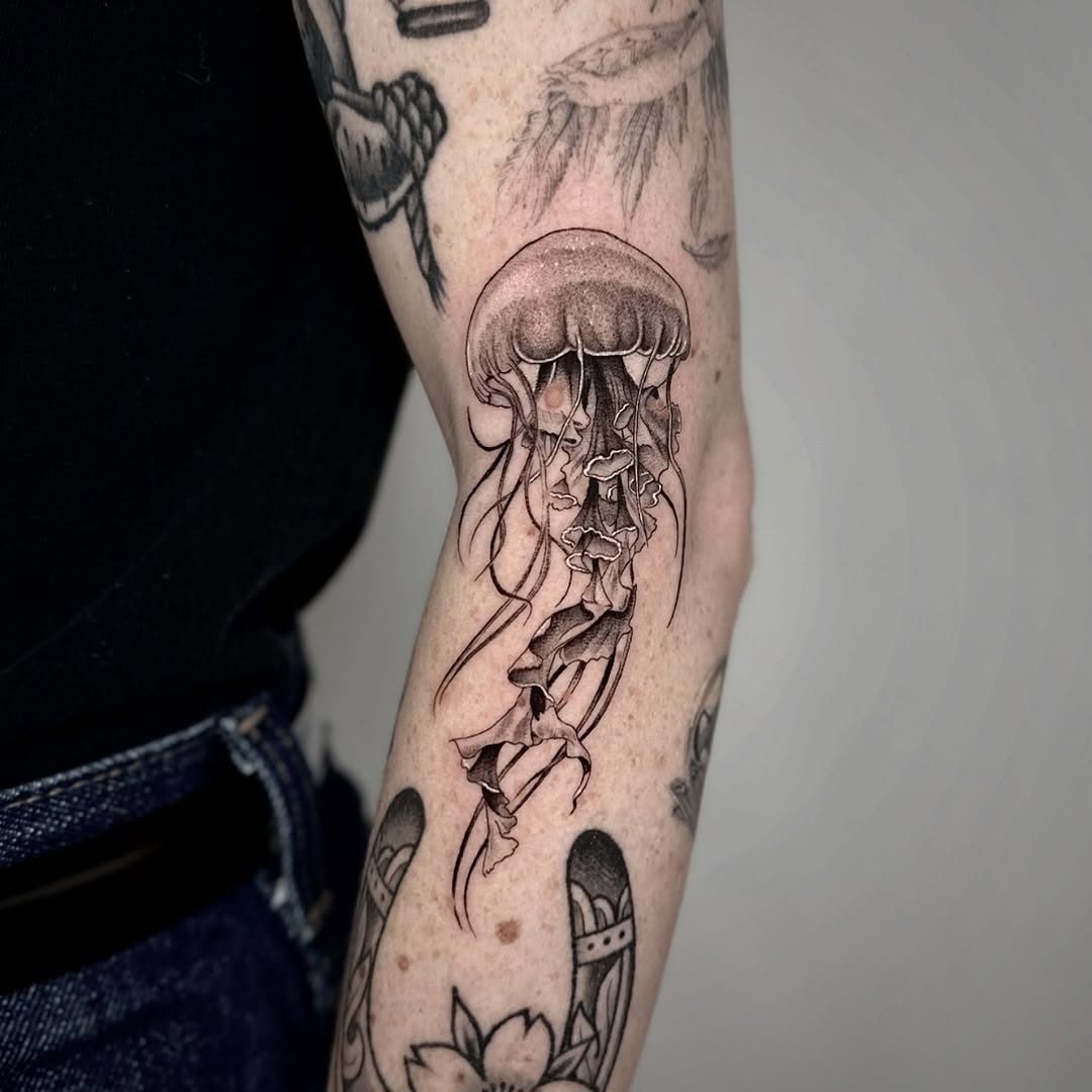 Mesmerizing jellyfish ink art on skin Tattoo on skin