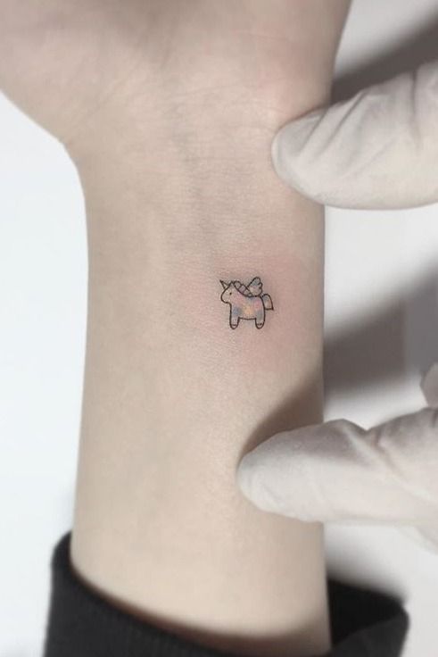 small tattoo Tattoo on skin